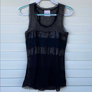 Romeo & Juliet Couture Sleeveless Blouse Sz Medium